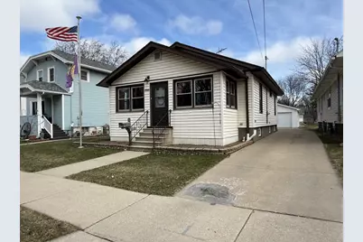 1046 Dousman Street, Green Bay, WI 54303 - Photo 1