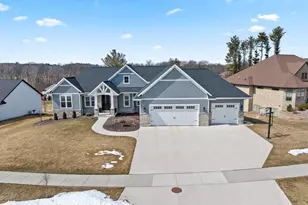 1361 Coral Reef Ln, Howard, WI 54313 - Photo 67