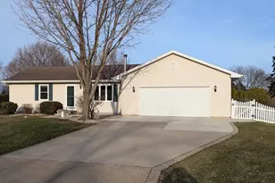 4814 Co Rd R, Oshkosh, WI 54902 - Photo 1