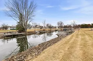 5235 Chesapeake Ct, Oshkosh, WI 54901 - Photo 31