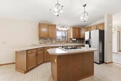 5235 Chesapeake Court, Oshkosh, WI 54901 - Photo 11