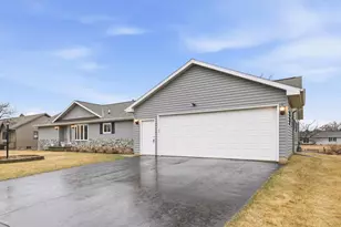 5235 Chesapeake Ct, Oshkosh, WI 54901 - Photo 29