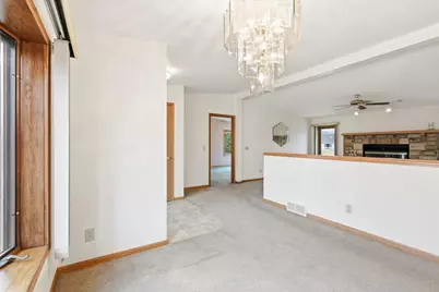 5235 Chesapeake Court, Oshkosh, WI 54901 - Photo 7