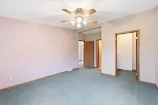 5235 Chesapeake Ct, Oshkosh, WI 54901 - Photo 15
