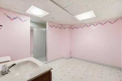 5235 Chesapeake Court, Oshkosh, WI 54901 - Photo 25