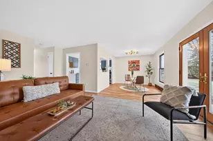 570 N Douglas St, Ripon, WI 54971 - Photo 5