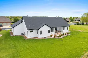 532 Royal Saint Pats Dr, Wrightstown, WI 54180 - Photo 63