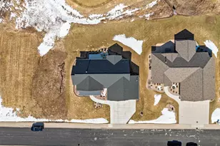 532 Royal Saint Pats Dr, Wrightstown, WI 54180 - Photo 83