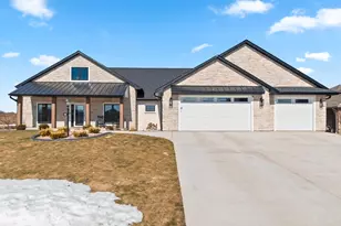 532 Royal Saint Pats Dr, Wrightstown, WI 54180 - Photo 59
