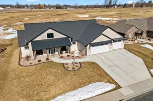 532 Royal Saint Pats Dr, Wrightstown, WI 54180 - Photo 69