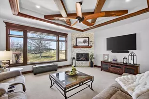 2514 Skyline Oaks Dr, De Pere, WI 54115 - Photo 9