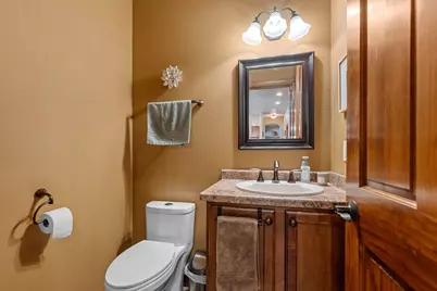 1055 Zacher Drive, Oshkosh, WI 54901 - Photo 23