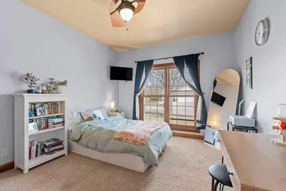 1055 Zacher Drive, Oshkosh, WI 54901 - Photo 21