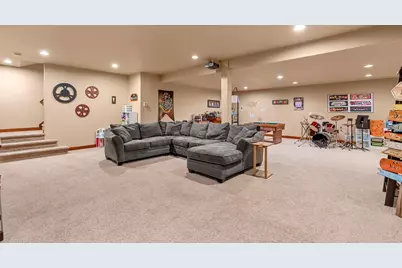 1055 Zacher Drive, Oshkosh, WI 54901 - Photo 23
