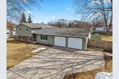 1935 Bunker Hill Court, De Pere, WI 54115 - Photo 3