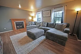 508 Highland Meadow Trail, Pulaski, WI 54162 - Photo 3