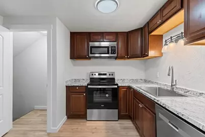 2130 Elmview Drive #B, Ashwaubenon, WI 54304 - Photo 9