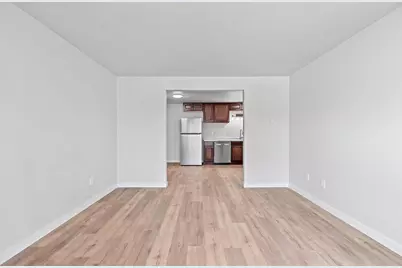 2130 Elmview Drive #M, Ashwaubenon, WI 54304 - Photo 3