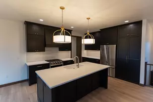 N8841 Galway Ln, Menasha, WI 54952 - Photo 23