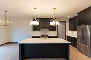 N8841 Galway Ln, Menasha, WI 54952 - Photo 3