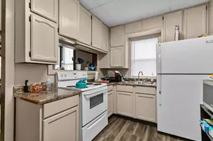 161 E 2nd St, Fond du Lac, WI 54935 - Photo 9