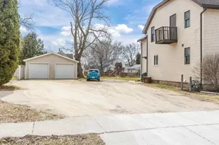 28 E 11th St, Fond du Lac, WI 54935 - Photo 49