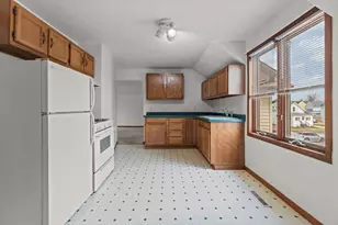 28 E 11th St, Fond du Lac, WI 54935 - Photo 15