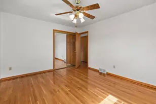 1859 Northpoint St, Oshkosh, WI 54901 - Photo 17