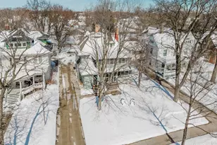 1016 Washington Ave, Oshkosh, WI 54901 - Photo 51