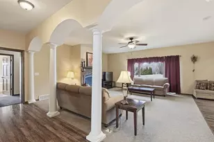 N9005 Blackoak St, Menasha, WI 54952 - Photo 3