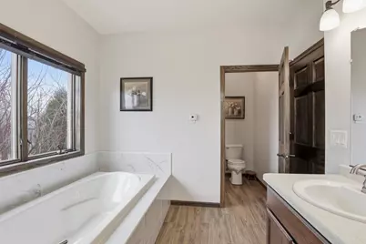 N9005 Blackoak Street, Menasha, WI 54952 - Photo 25