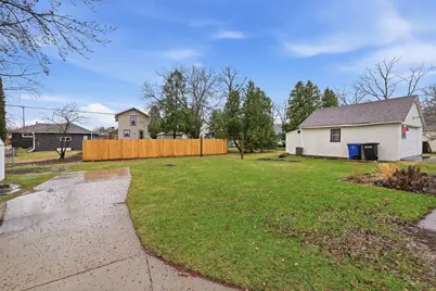 149 W 23rd Avenue, Oshkosh, WI 54902 - Photo 23