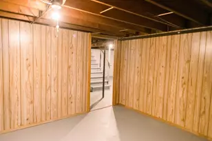 1457 Bond St, Green Bay, WI 54303 - Photo 25