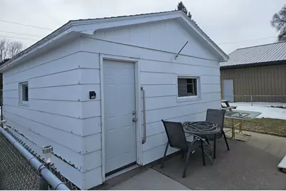 1005 8th Avenue, Menominee, MI 49858 - Photo 5