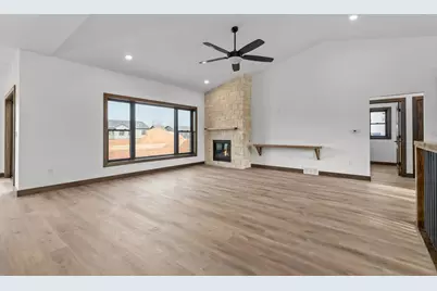 N9265 Anton Street, Appleton, WI 54915 - Photo 13