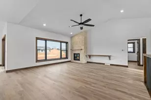 N9265 Anton St, Appleton, WI 54915 - Photo 13