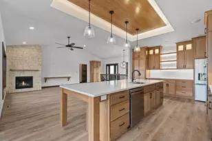 N9265 Anton St, Appleton, WI 54915 - Photo 5