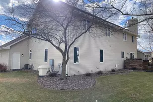 4226 E Appleseed Dr, Appleton, WI 54913 - Photo 5