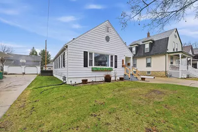 258 E 1st Street, Fond du Lac, WI 54935 - Photo 21