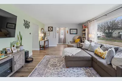 258 E 1st Street, Fond du Lac, WI 54935 - Photo 3