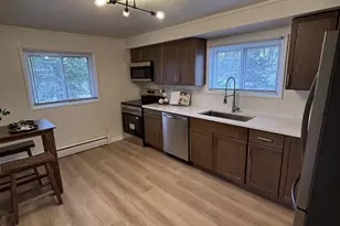 1320 Sheboygan St, Oshkosh, WI 54904 - Photo 9