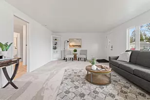 1320 Sheboygan St, Oshkosh, WI 54904 - Photo 5