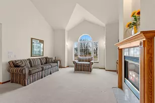 3213 N Mistwood Ln, Appleton, WI 54914 - Photo 9