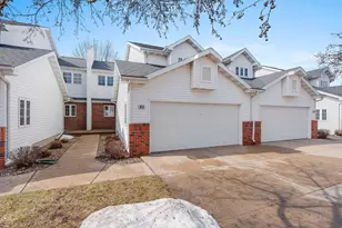 3213 N Mistwood Ln, Appleton, WI 54914 - Photo 3