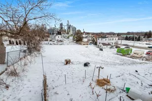 220 Green Bay Rd, Denmark, WI 54208 - Photo 41