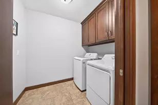 3586 Grand Meadows Crossing, Neenah, WI 54956 - Photo 31