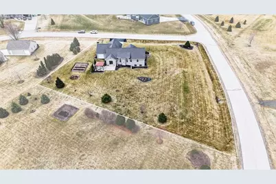 3586 Grand Meadows Crossing, Neenah, WI 54956 - Photo 53