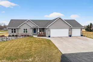 3586 Grand Meadows Crossing, Neenah, WI 54956 - Photo 55