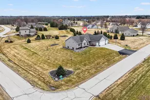 3586 Grand Meadows Crossing, Neenah, WI 54956 - Photo 5