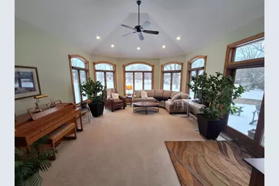 1844 Imperial Road, Oshkosh, WI 54904 - Photo 13